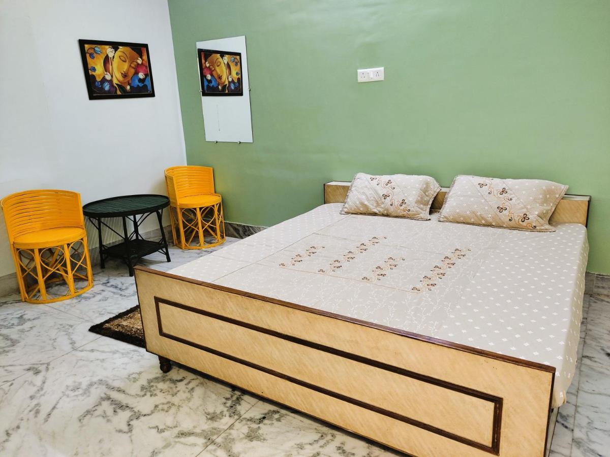 ג'אבלפור Yellow Homestay - Modern 2Bhk Ac Stay מראה חיצוני תמונה